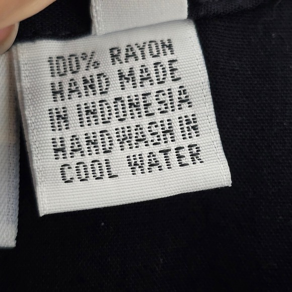 Smithsonian Batik Dress Womens Medium Short Sleeve Black Medallion Pattern - Picture 9 of 10